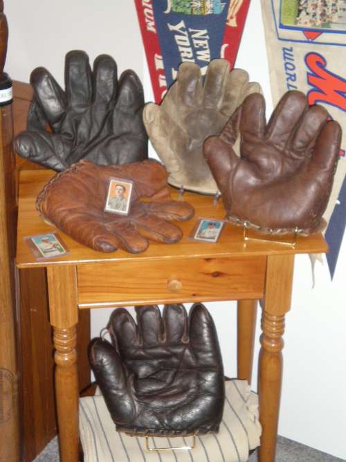 Jonathan Popovich Display 8